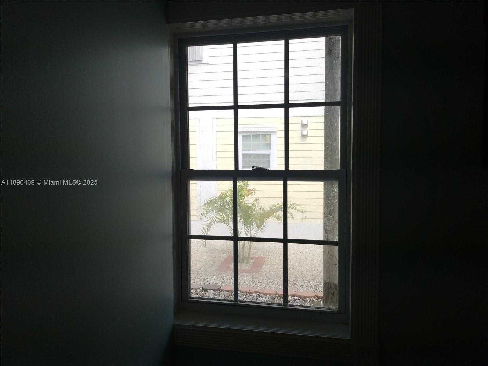 Small Image of 31043 AVENUE C, Big Pine Number 8