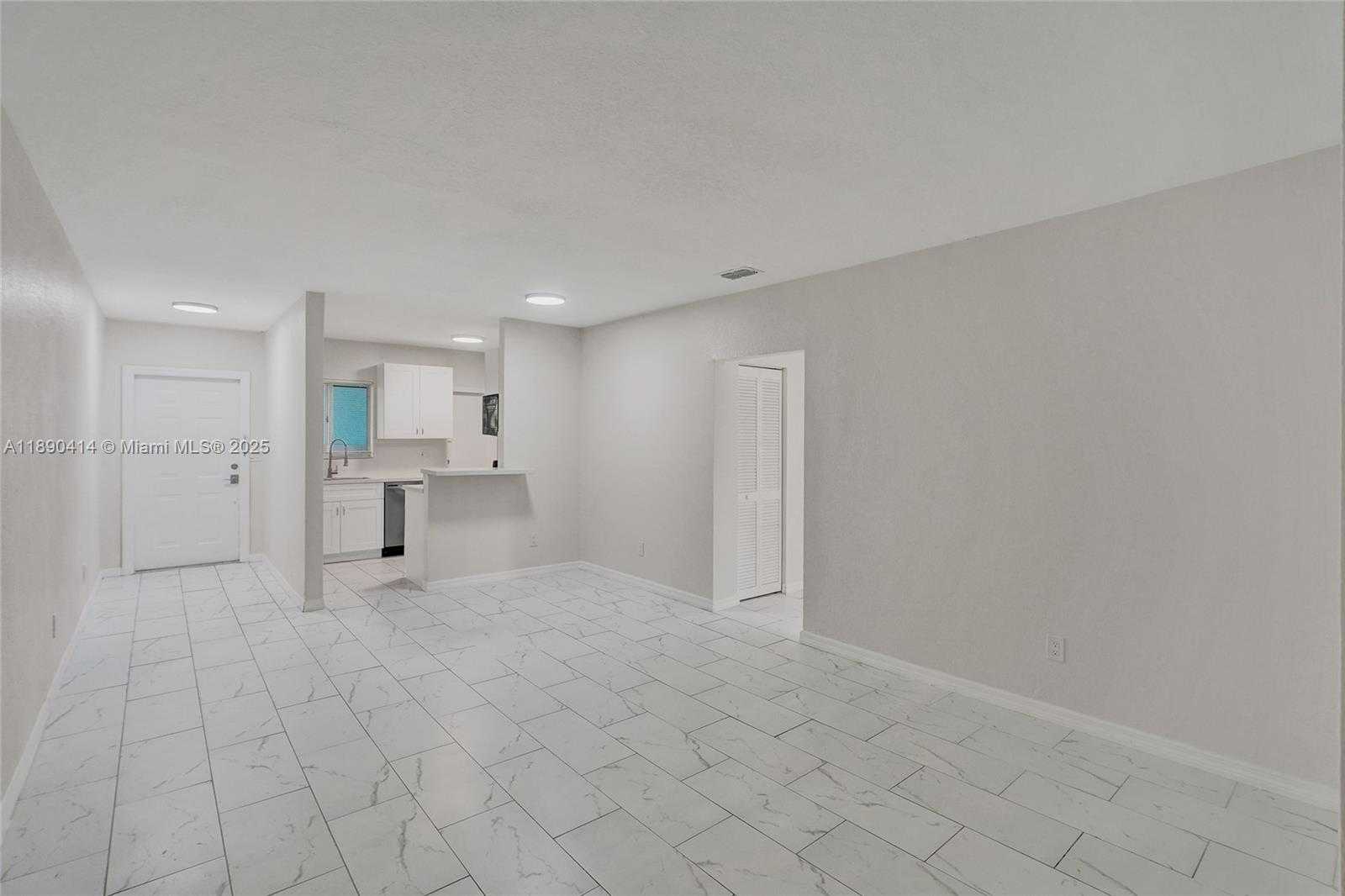Small Image of 1945 CALAIS DR #9, Miami Beach Number 13