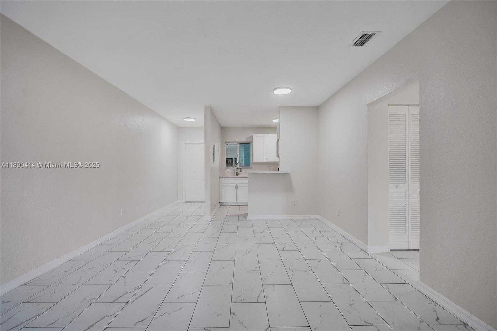 Small Image of 1945 CALAIS DR #9, Miami Beach Number 16