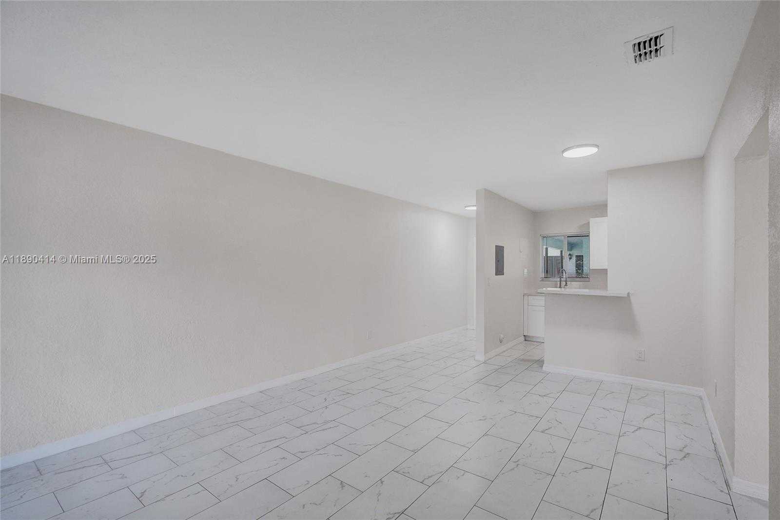 Small Image of 1945 CALAIS DR #9, Miami Beach Number 18