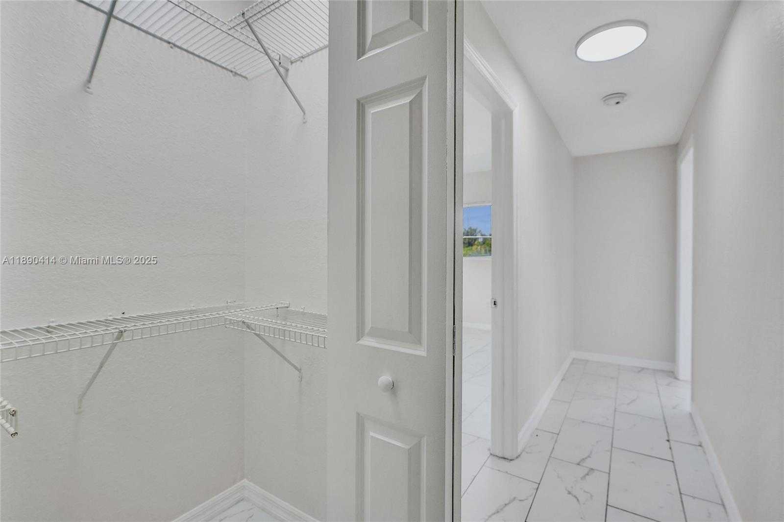 Small Image of 1945 CALAIS DR #9, Miami Beach Number 28