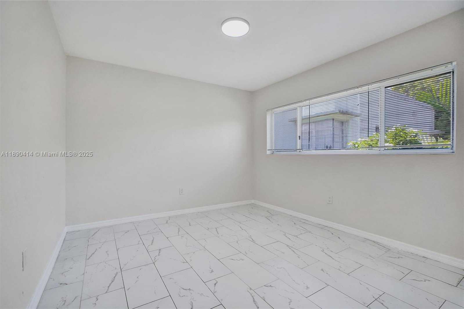 Small Image of 1945 CALAIS DR #9, Miami Beach Number 34