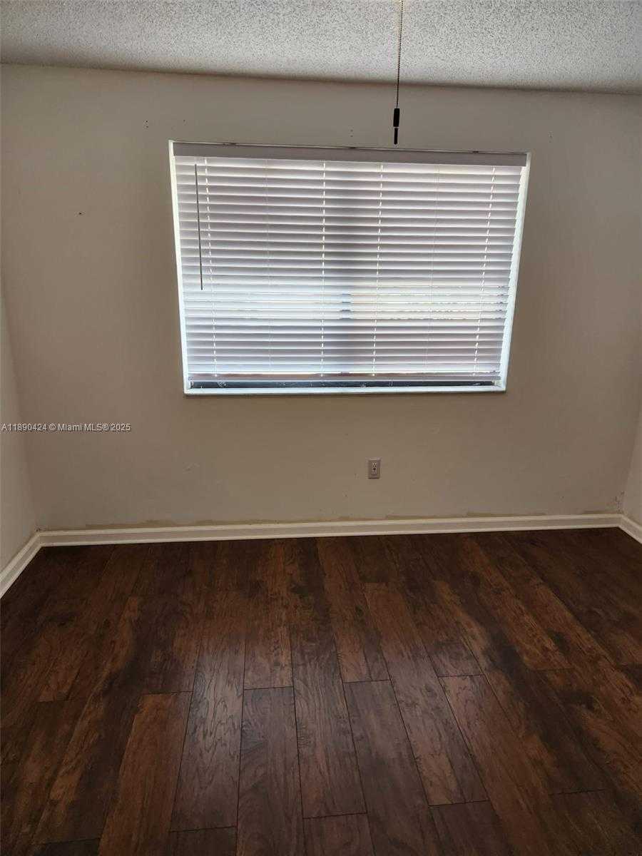 Small Image of 5650 WEST 26TH CT #207, Hialeah Number 8