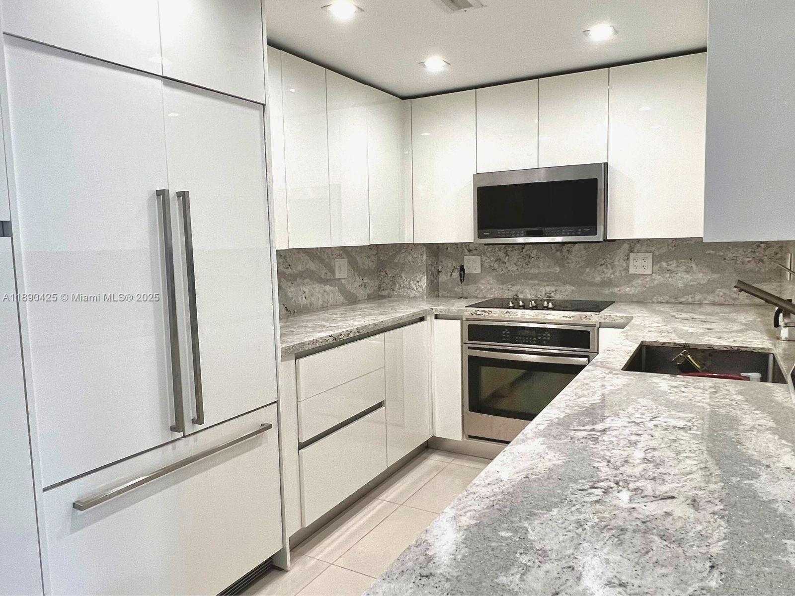 Small Image of 1965 SOUTH OCEAN DR #6C, Hallandale Beach Number 5