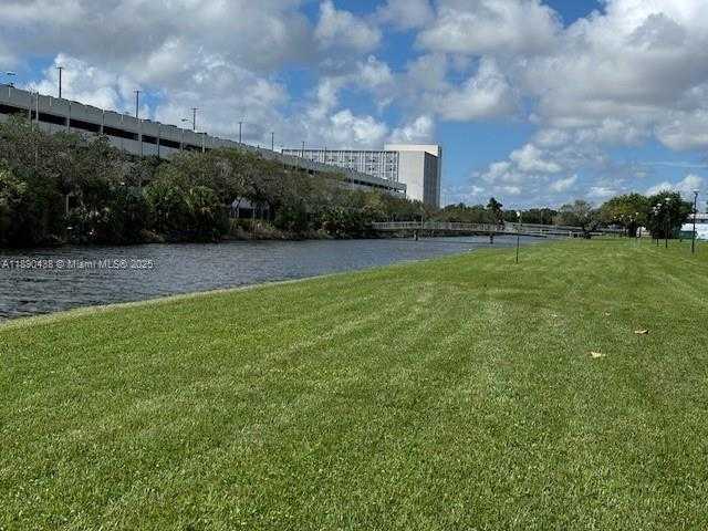 Small Image of 7348 SOUTH WEST 82ND ST #C219, Miami Number 15