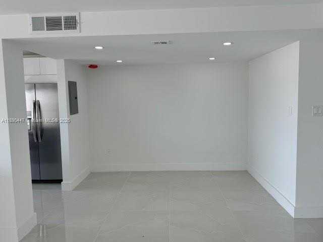 Small Image of 18021 BISCAYNE BLVD #1404, Aventura Number 32