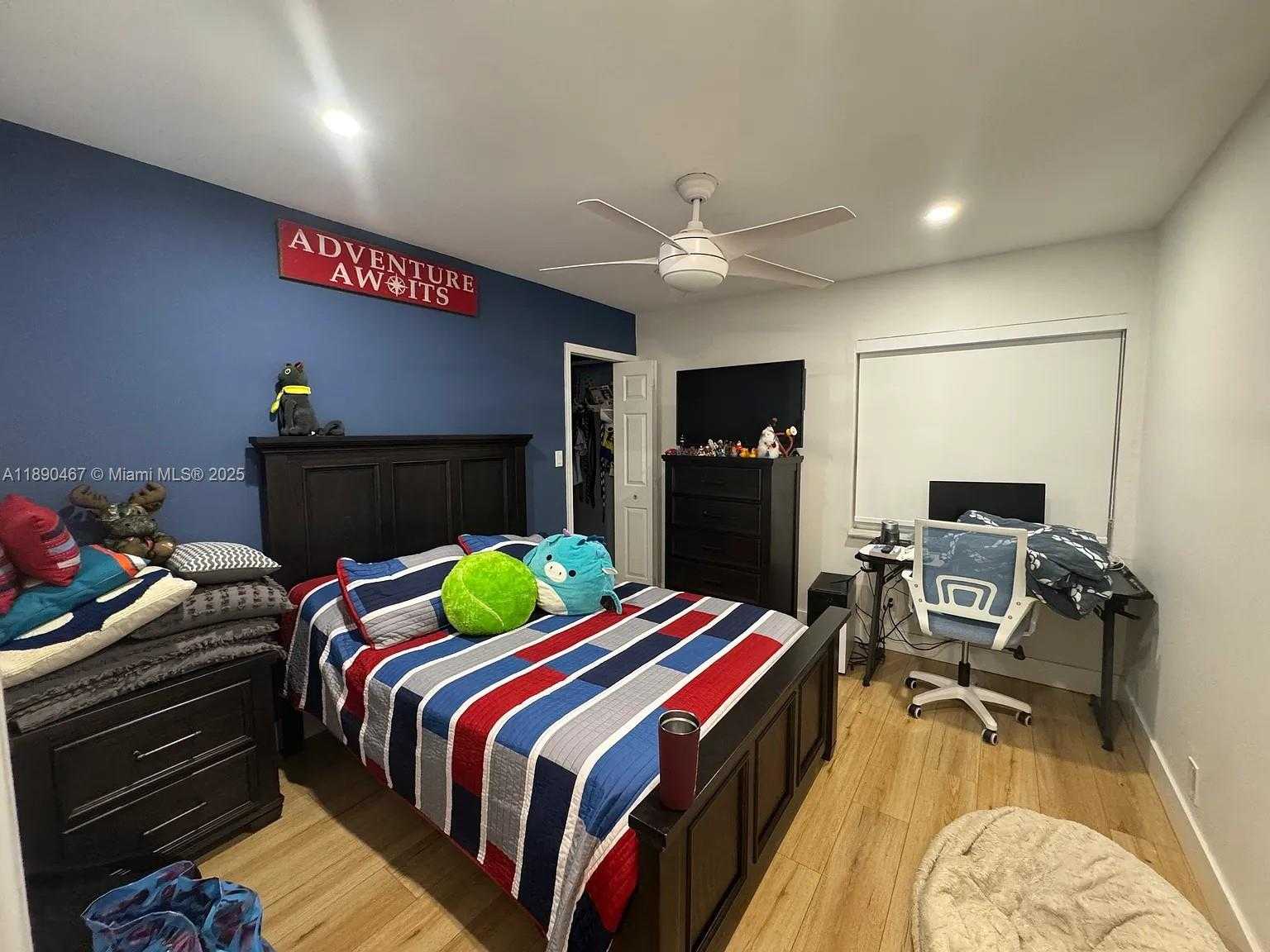 Small Image of 10921 SOUTH WEST 116TH AVE, Miami Number 7