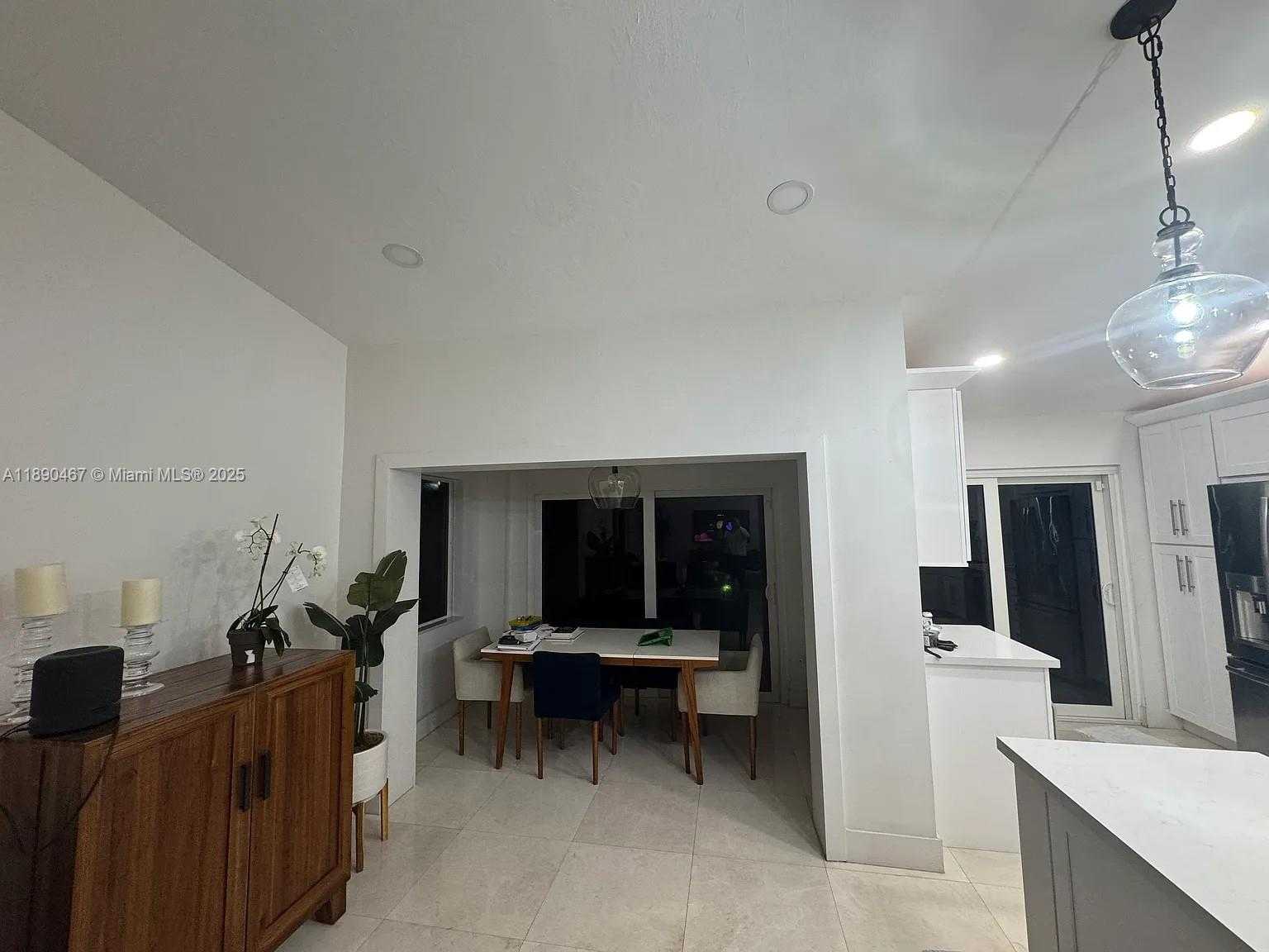 Small Image of 10921 SOUTH WEST 116TH AVE, Miami Number 8