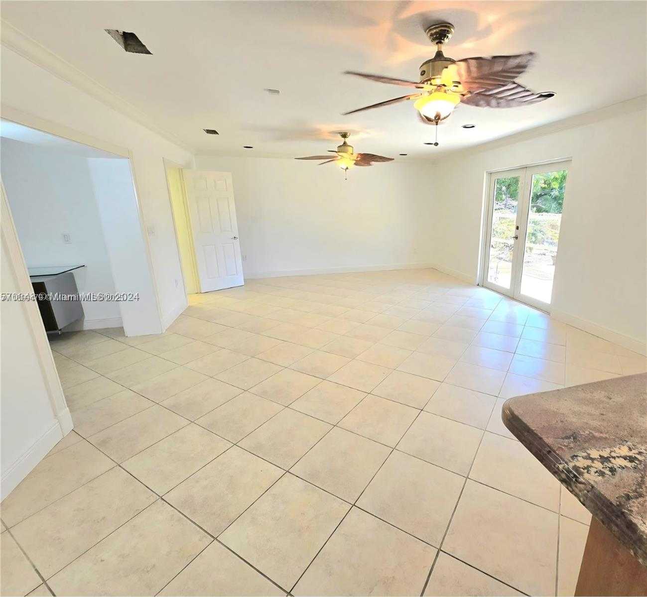 Small Image of 7600 SOUTH WEST 19TH TER, Miami Number 4