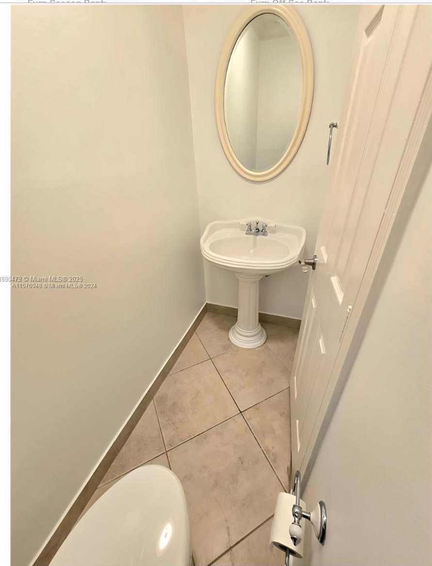 Small Image of 7600 SOUTH WEST 19TH TER, Miami Number 7