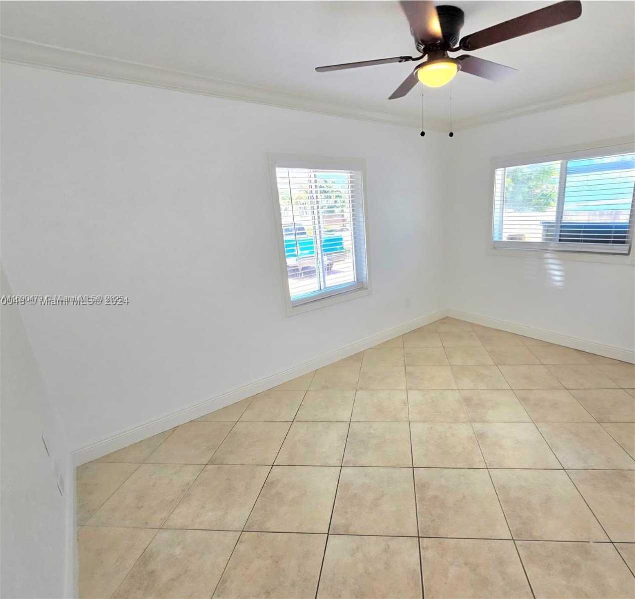 Small Image of 7600 SOUTH WEST 19TH TER, Miami Number 8