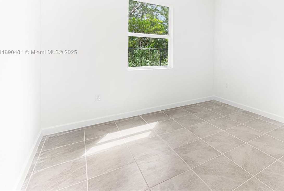Small Image of 2232 SOUTH EAST 30TH ST #2, Homestead Number 10