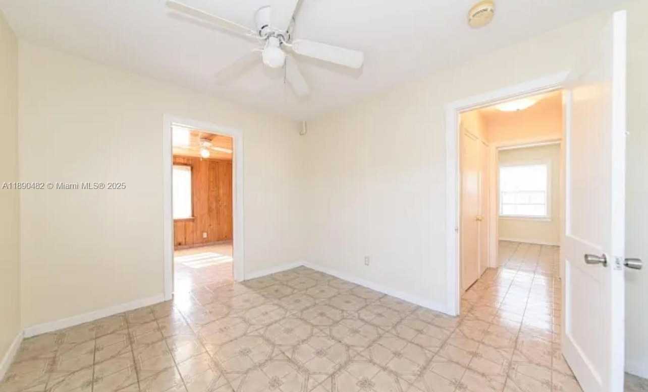 Small Image of 438 MALVERNE RD #1, West Palm Beach Number 12