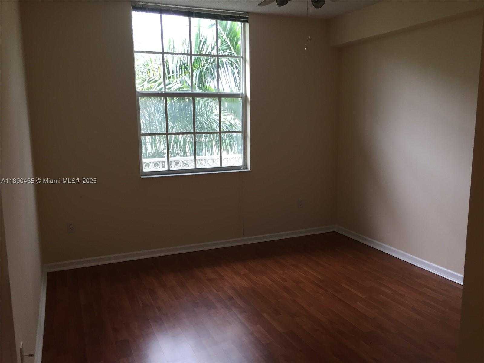 Small Image of 1900 VAN BUREN ST #501B, Hollywood Number 6