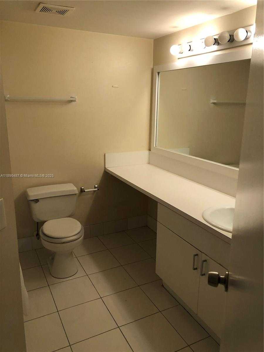 Small Image of 470 SOUTH PARK RD #7-308, Hollywood Number 12