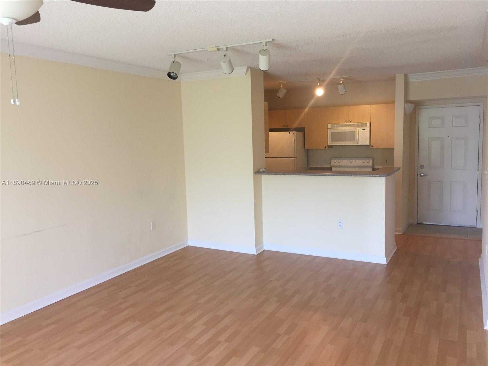 Small Image of 1919 VAN BUREN ST #416A, Hollywood Number 2