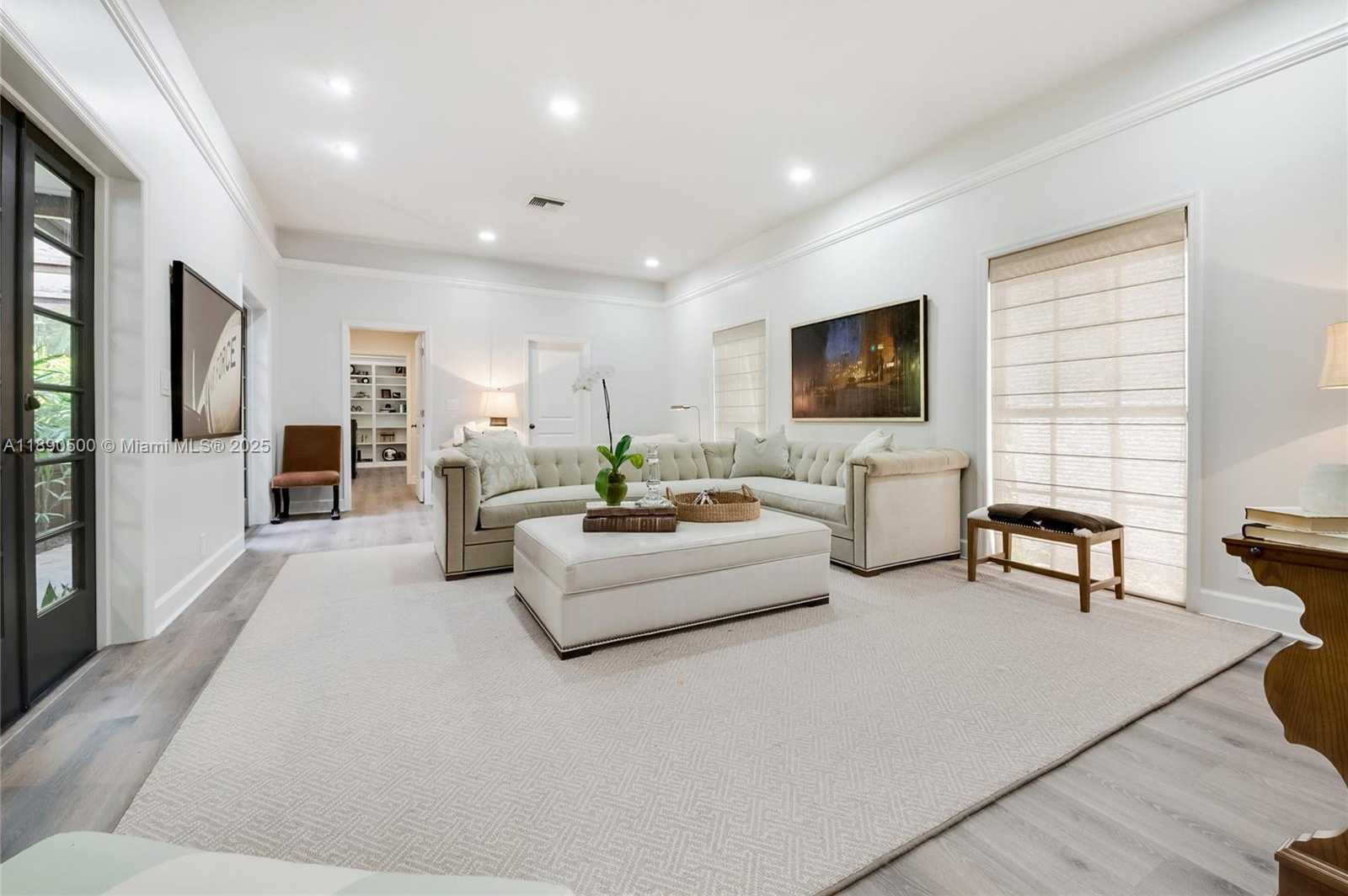 Small Image of 721 SAN BRUNO AVE, Coral Gables Number 5