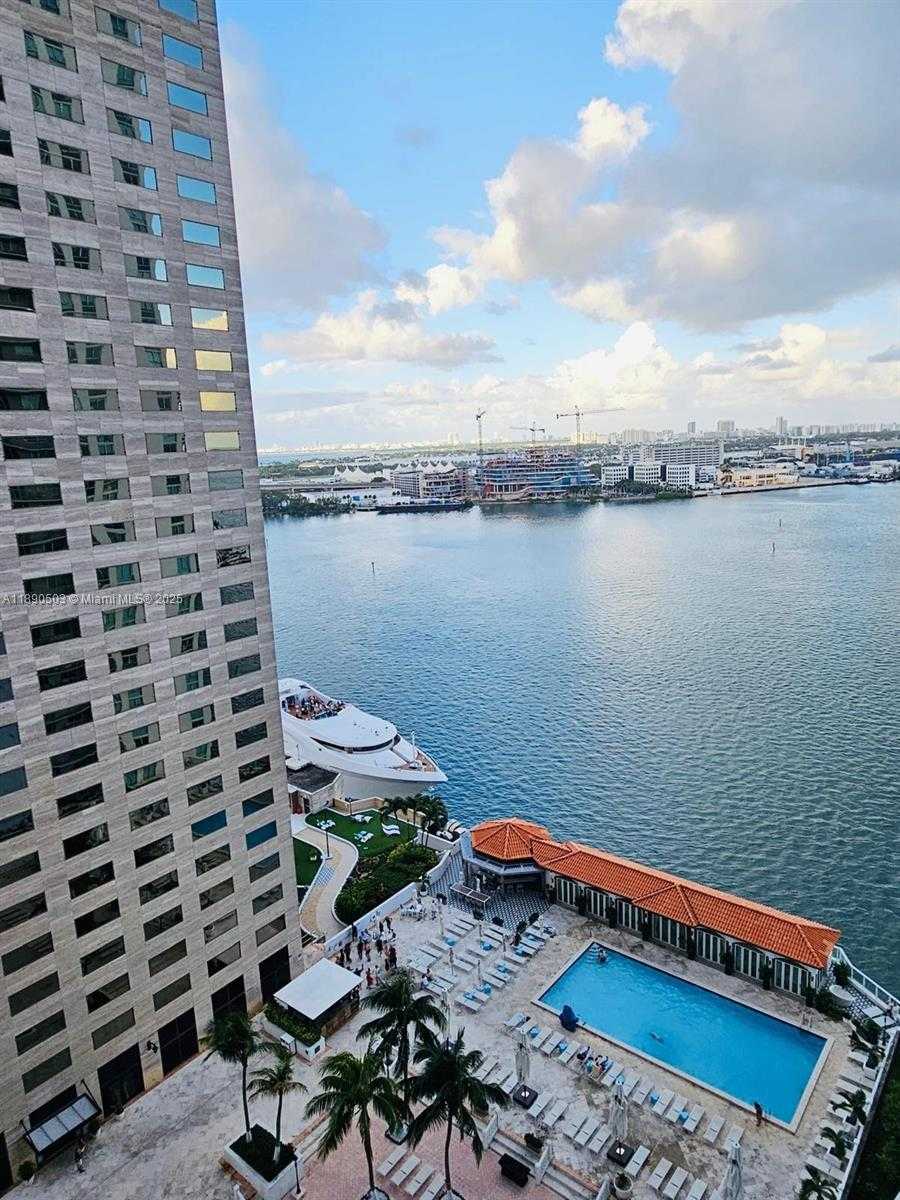 Small Image of 335 SOUTH BISCAYNE BLVD #2202, Miami Number 9