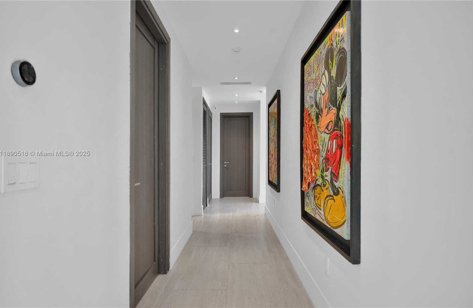Small Image of 5501 PINE TREE DR, Miami Beach Number 39