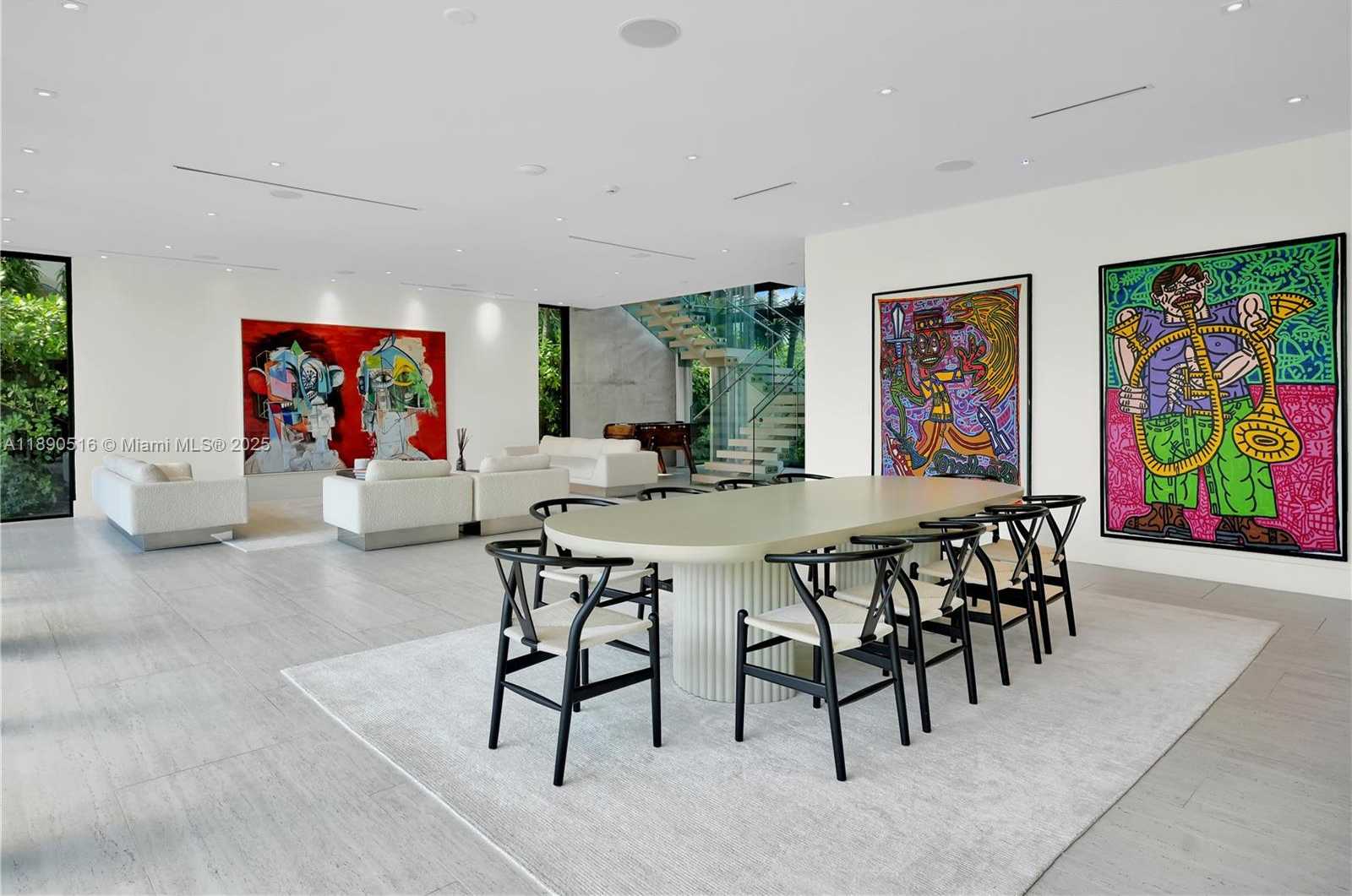 Small Image of 5501 PINE TREE DR, Miami Beach Number 8