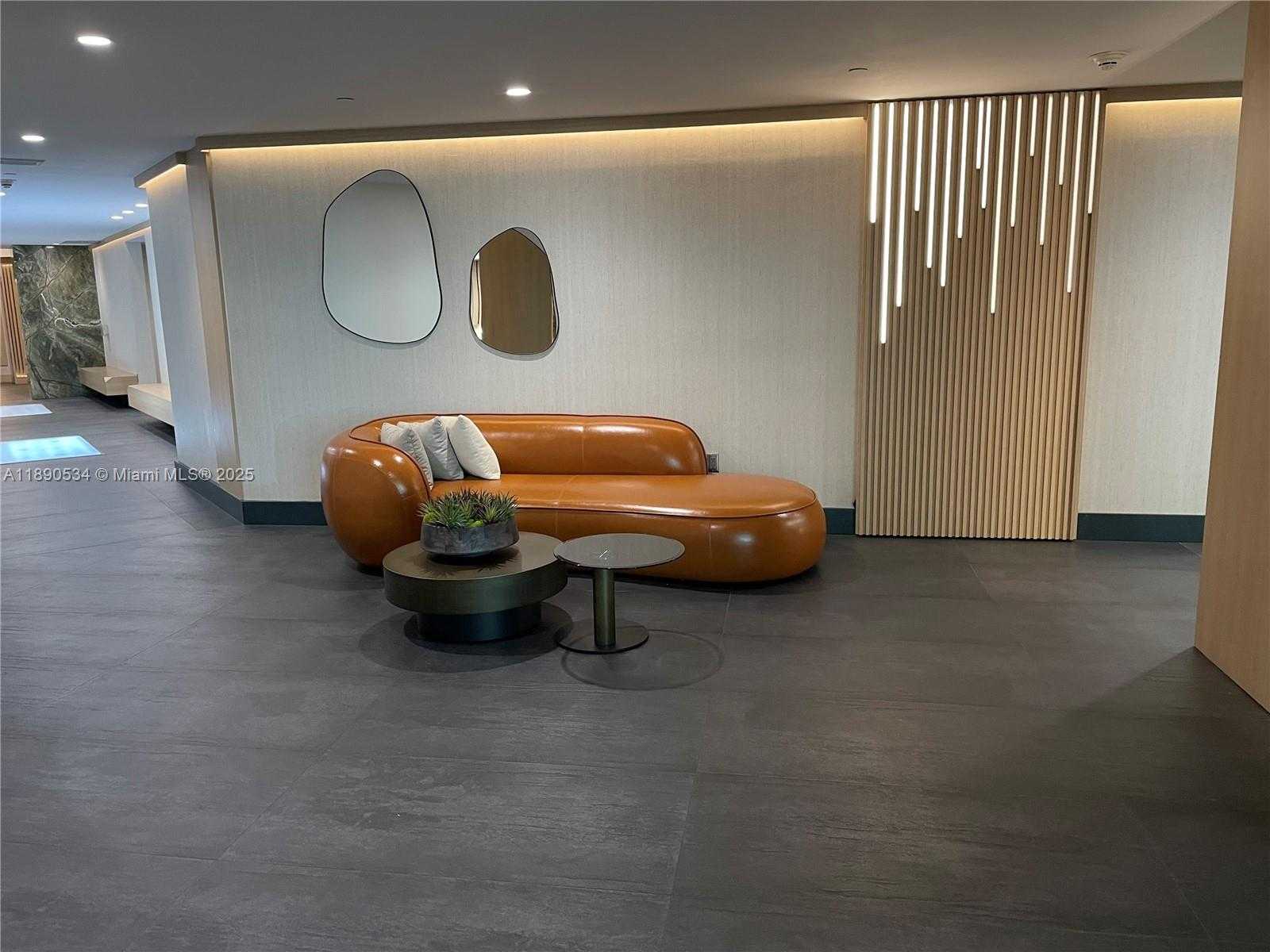 Small Image of 90 SOUTH WEST 3RD ST #1809, Miami Number 28