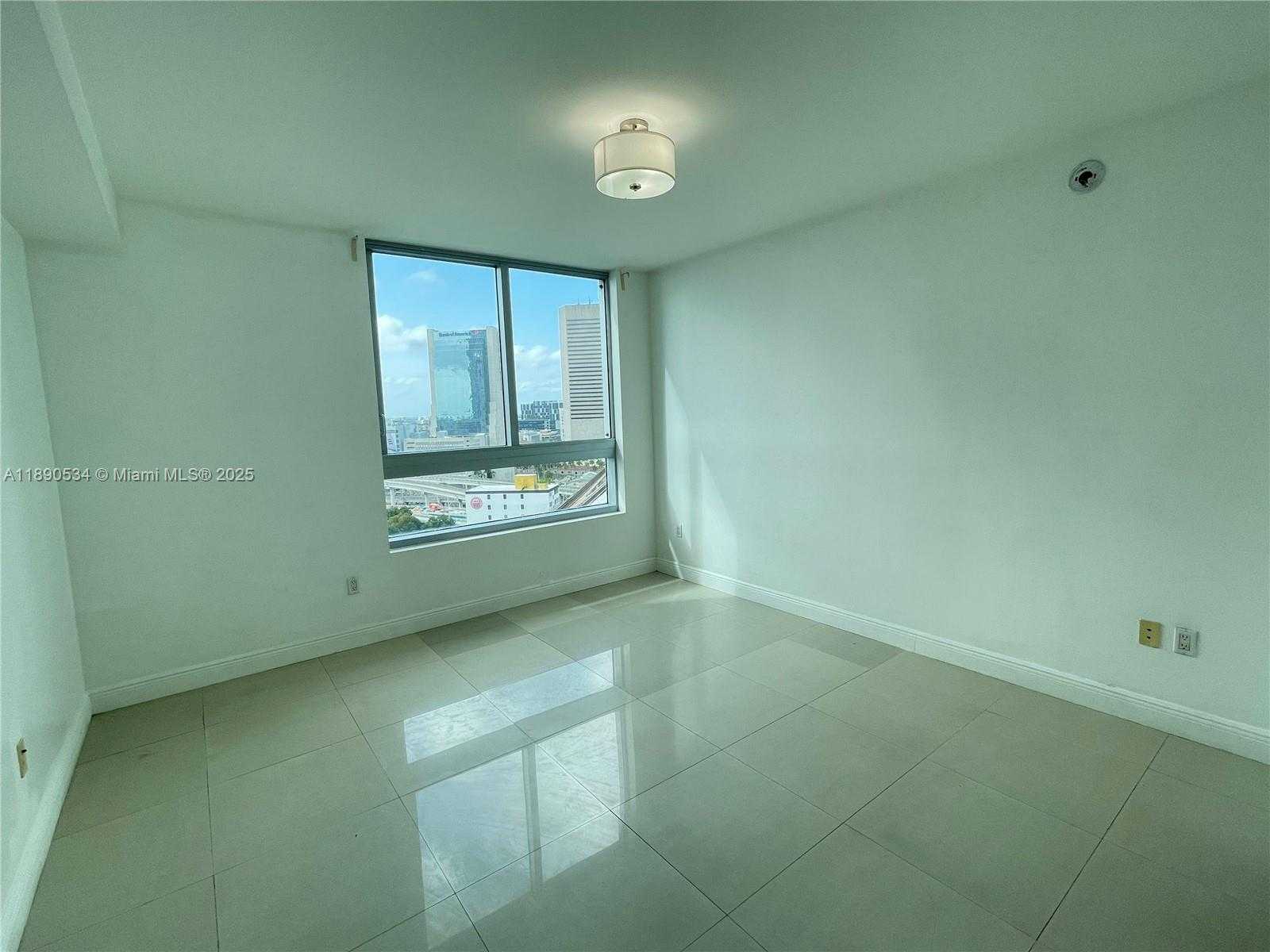 Small Image of 90 SOUTH WEST 3RD ST #1809, Miami Number 8