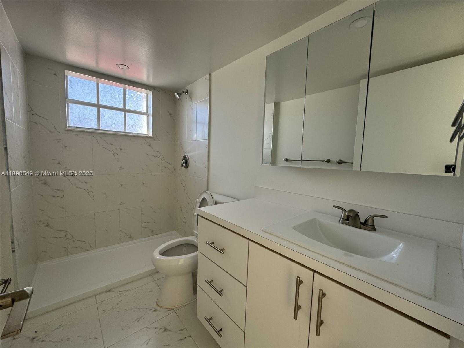 Small Image of 945 WEST 23RD ST #1, Hialeah Number 5