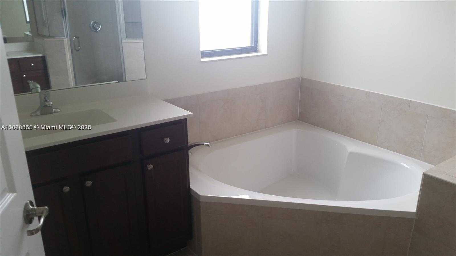 Small Image of 3430 WEST 103RD TER, Hialeah Number 10