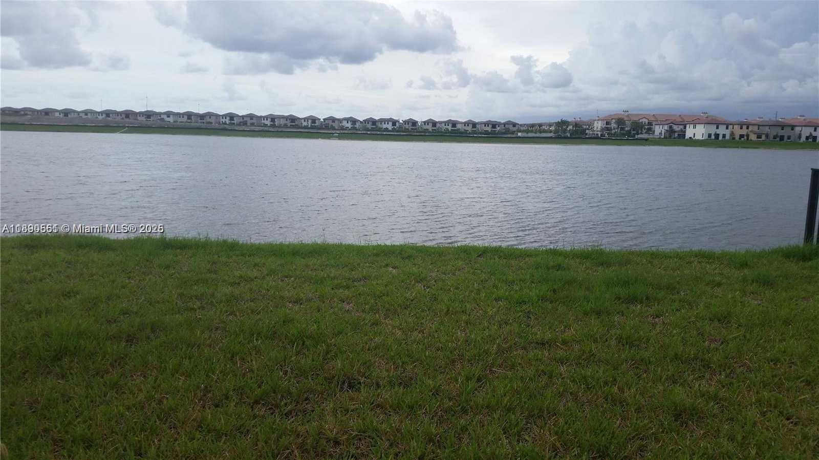 Small Image of 3430 WEST 103RD TER, Hialeah Number 13