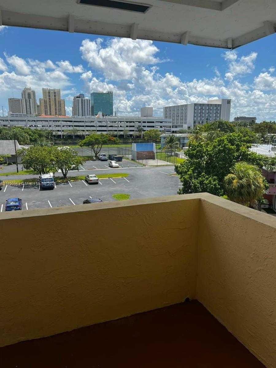 Small Image of 7410 SOUTH WEST 82ND ST #K411, Miami Number 6