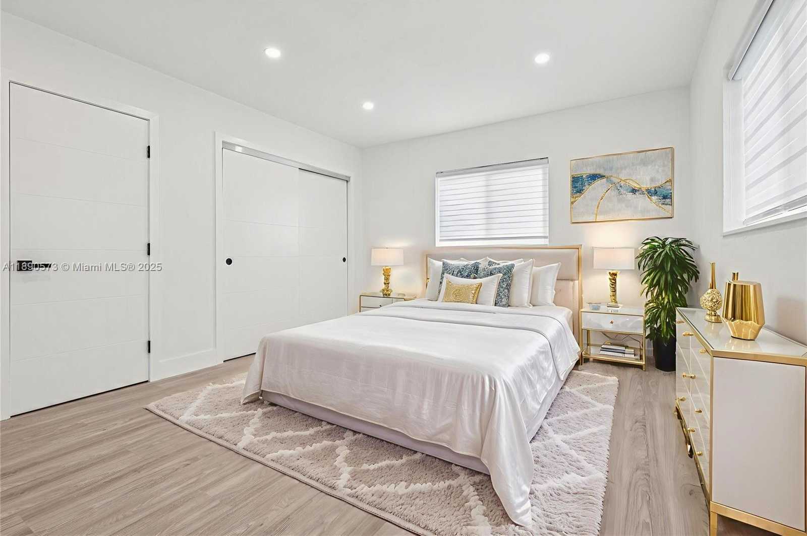 Small Image of 2550 ADAMS ST, Hollywood Number 11