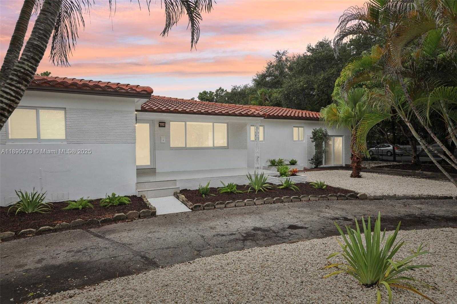Small Image of 2550 ADAMS ST, Hollywood Number 28