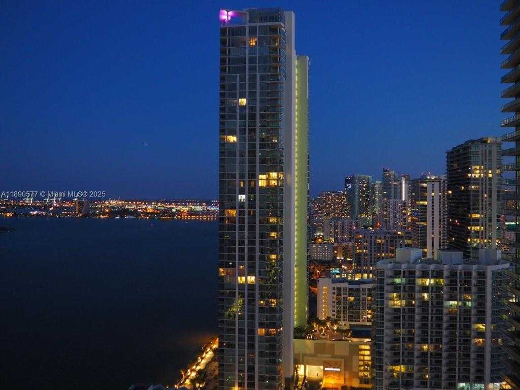 Small Image of 650 NORTH EAST 32 STREET #3207, Miami Number 13