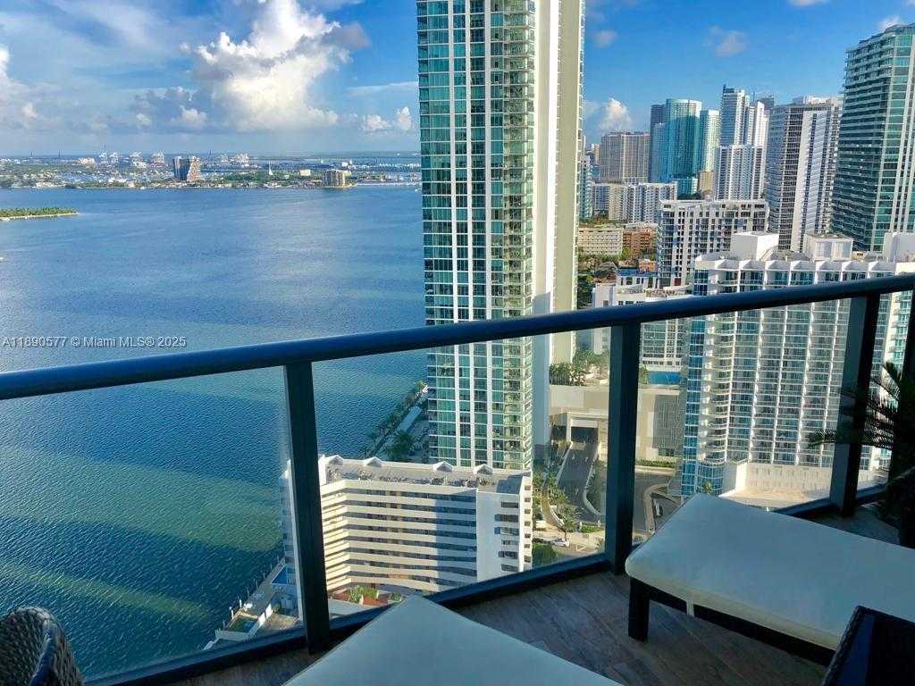Small Image of 650 NORTH EAST 32 STREET #3207, Miami Number 16