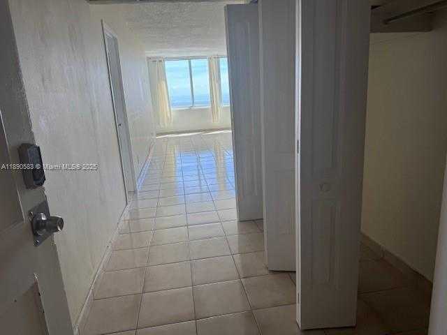 Small Image of 5401 EAST COLLINS AVE #1530, Miami Beach Number 17