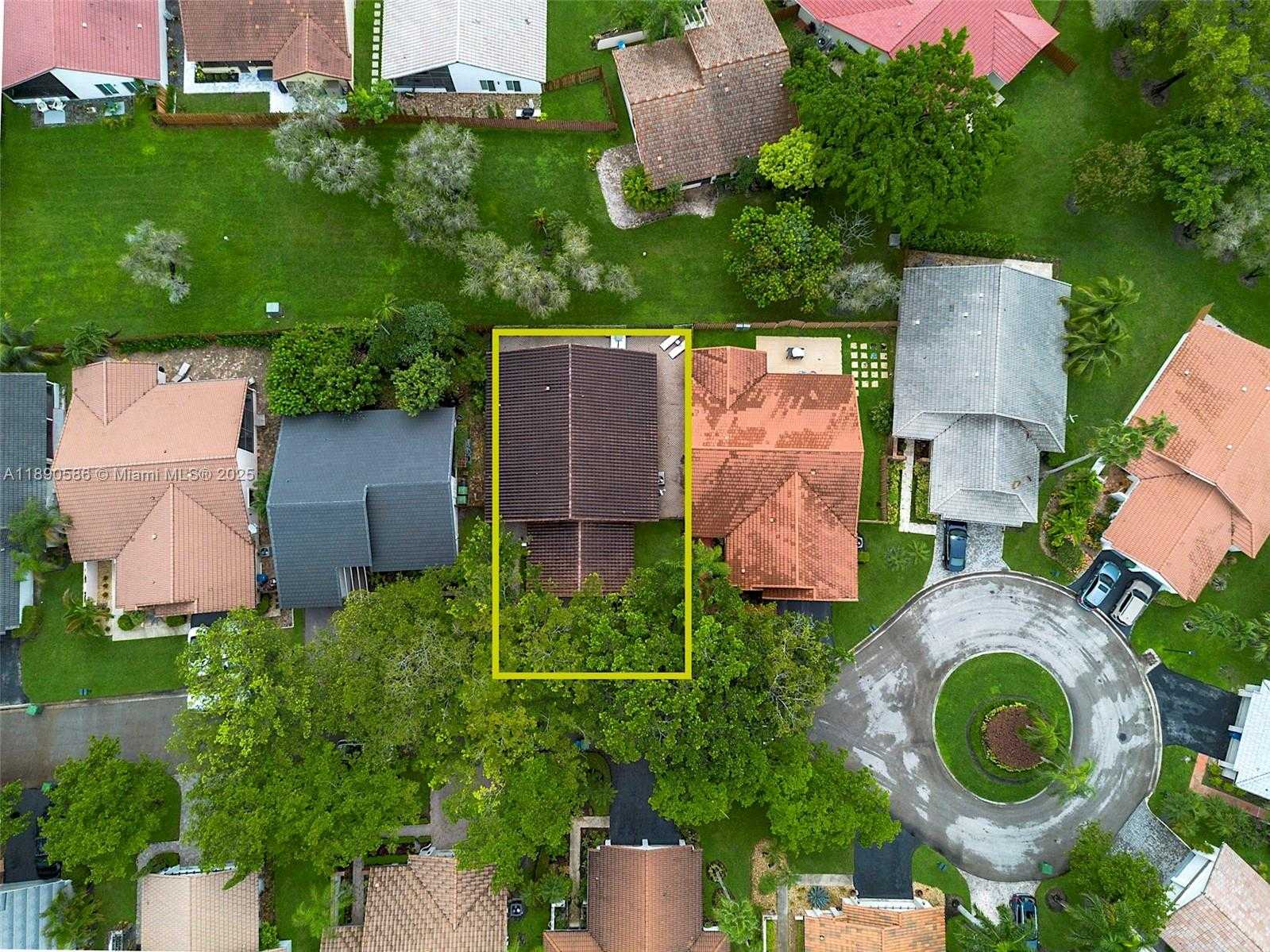 Small Image of 2330 DOVER, Weston Number 10