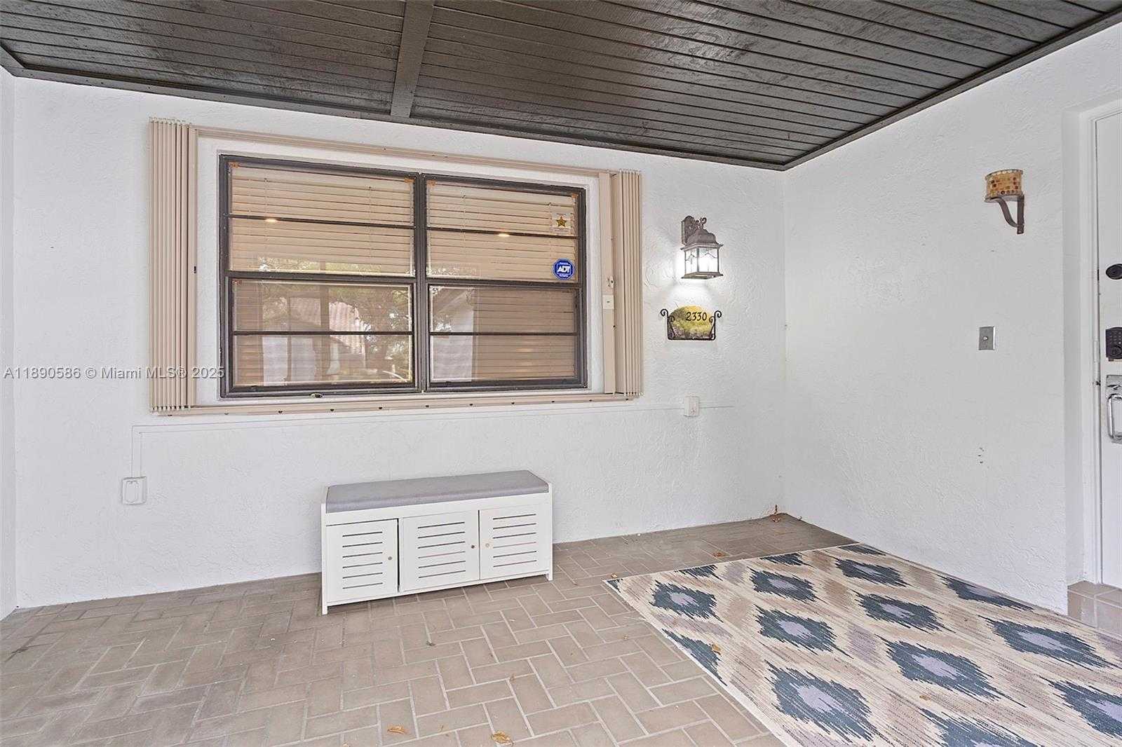Small Image of 2330 DOVER, Weston Number 15