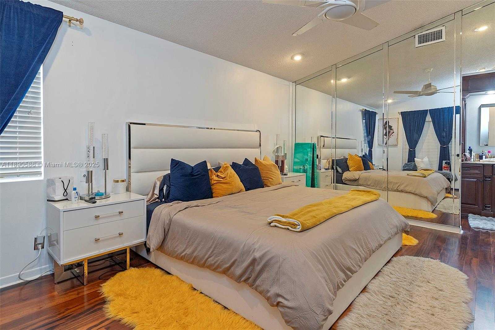 Small Image of 2330 DOVER, Weston Number 30