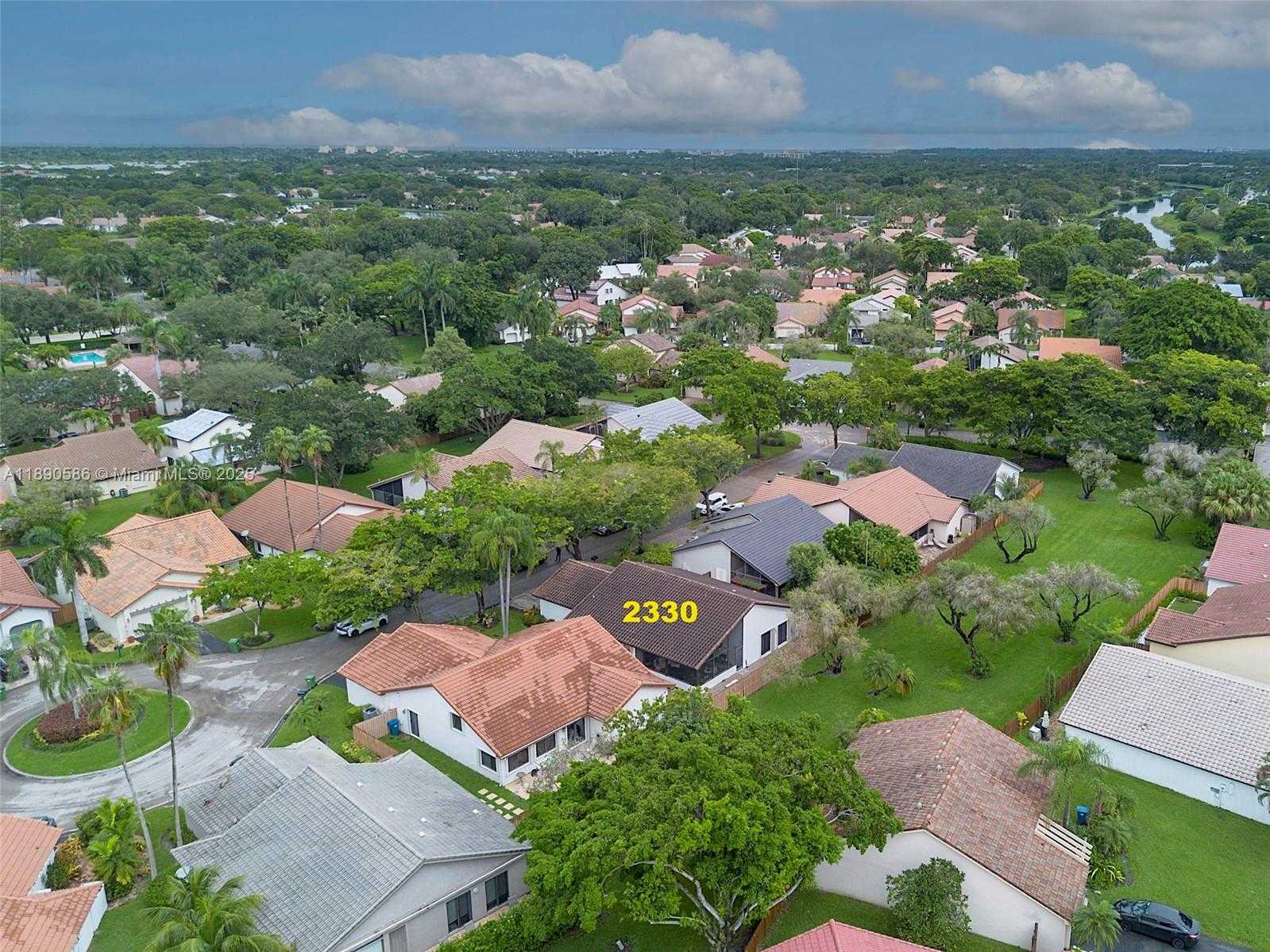 Small Image of 2330 DOVER, Weston Number 5