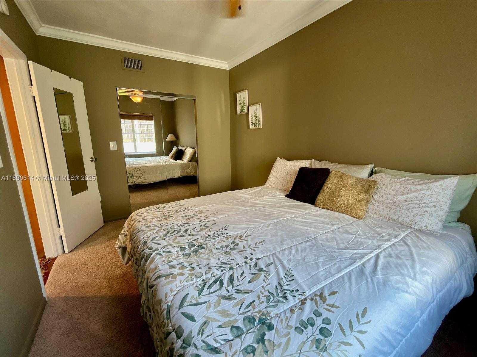 Small Image of 750 PENNSYLVANIA AVE #8, Miami Beach Number 13