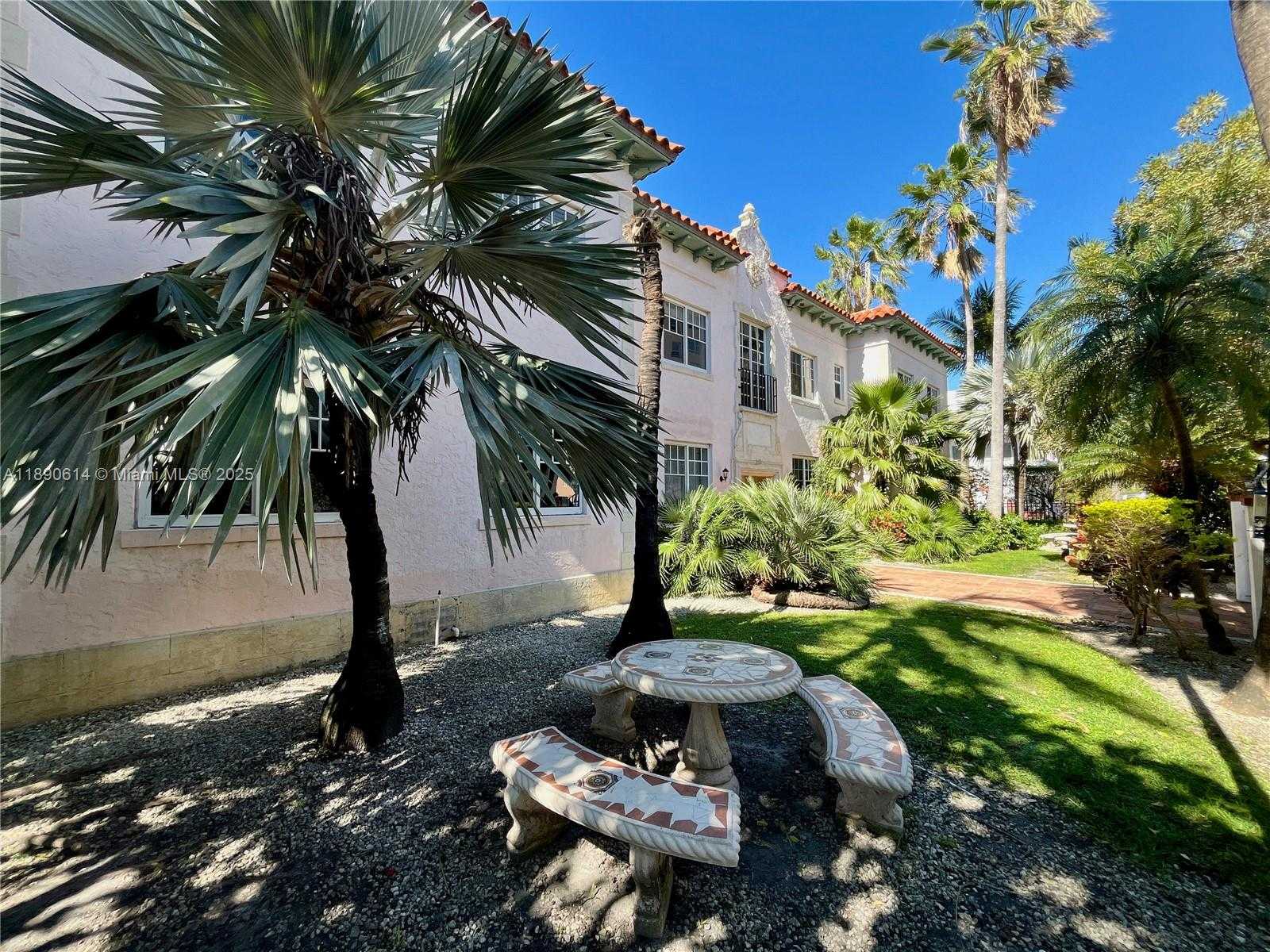Small Image of 750 PENNSYLVANIA AVE #8, Miami Beach Number 21