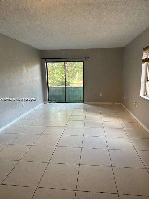 Small Image of 17530 NORTH WEST 68TH AVE #C2004, Hialeah Number 3