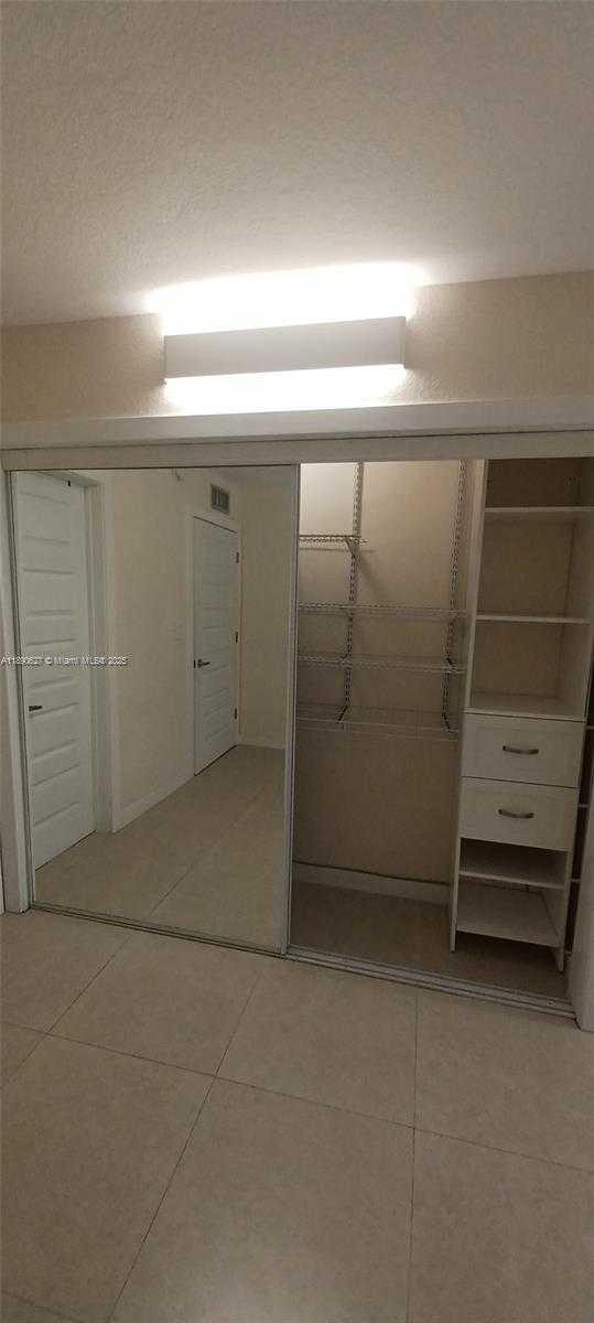 Small Image of 2910 POINT EAST DR #M314, Aventura Number 19