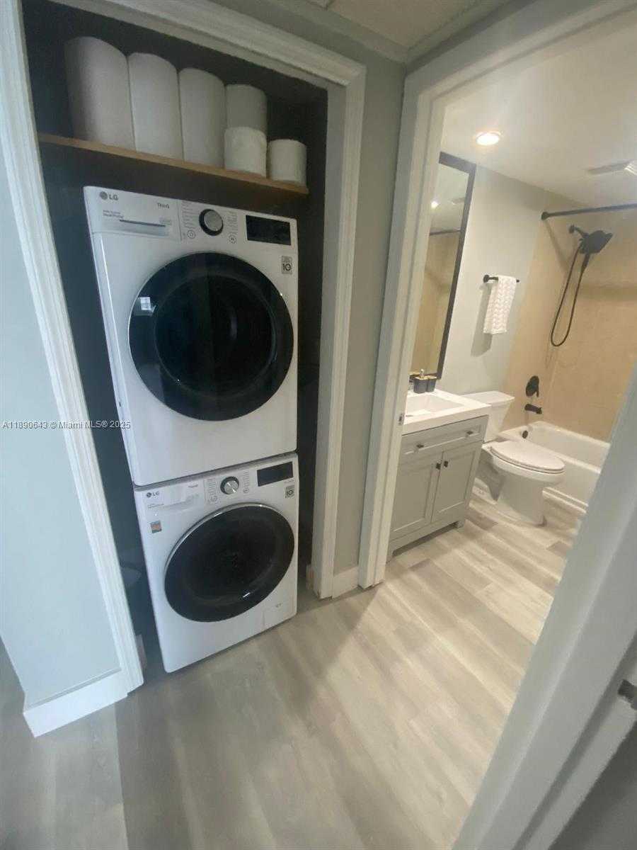 Small Image of 10350 WEST BAY HARBOR DR #7J, Bay Harbor Islands Number 24