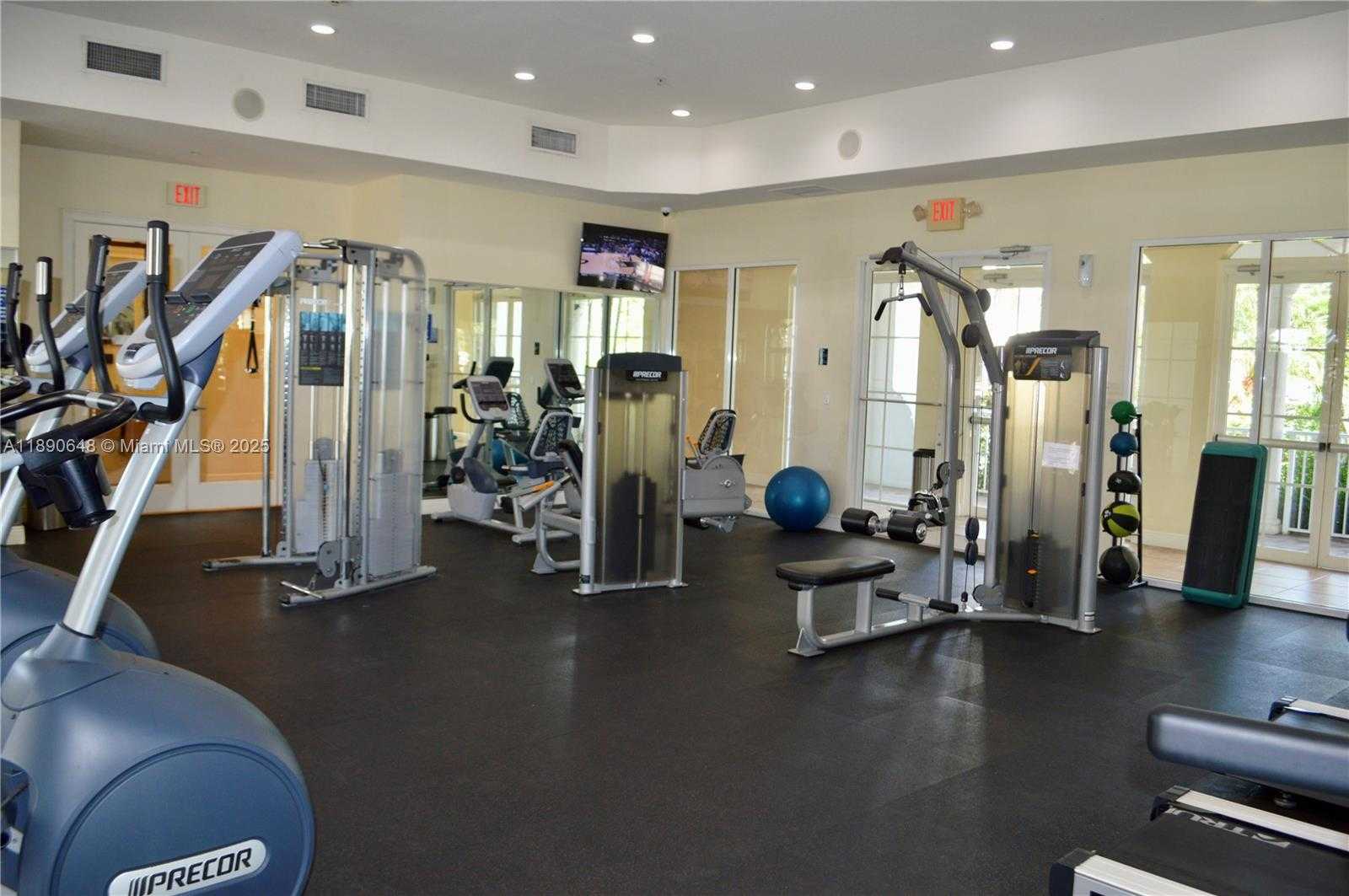 Small Image of 10807 NORTH WEST 84TH LN #10807, Doral Number 22