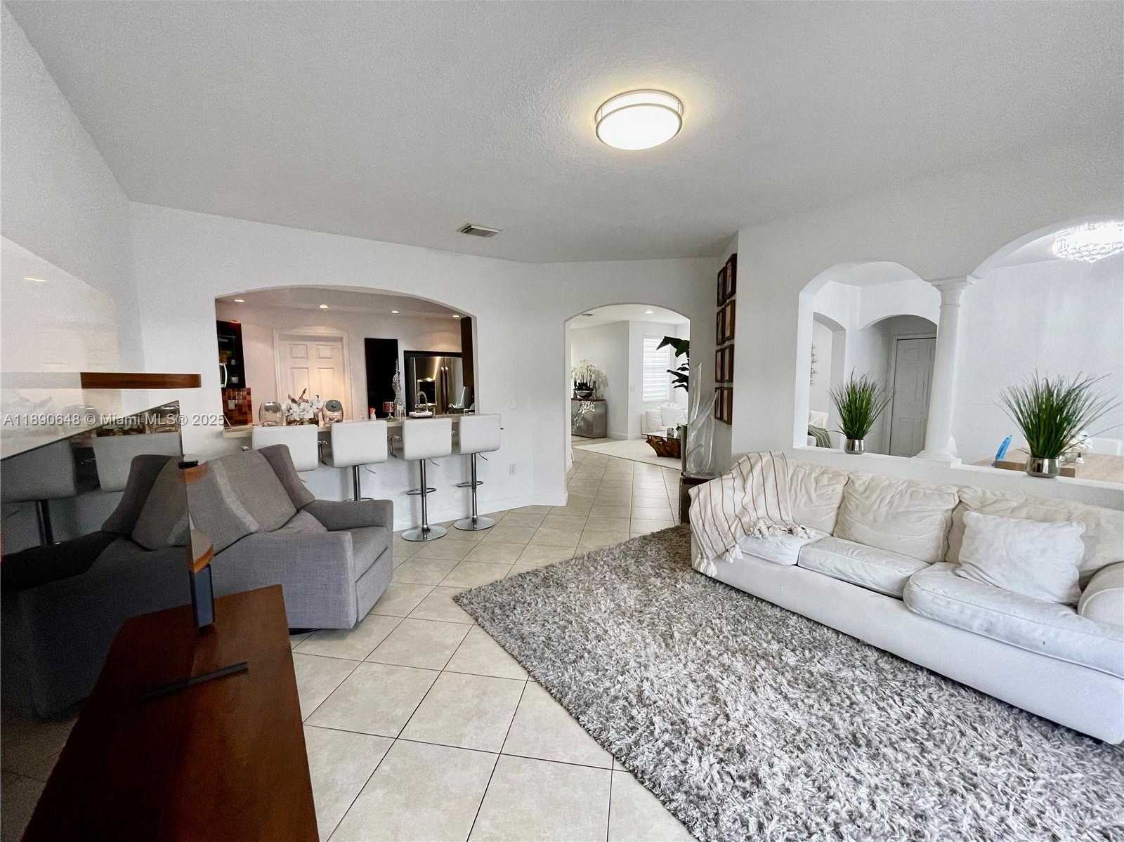 Small Image of 10807 NORTH WEST 84TH LN #10807, Doral Number 9
