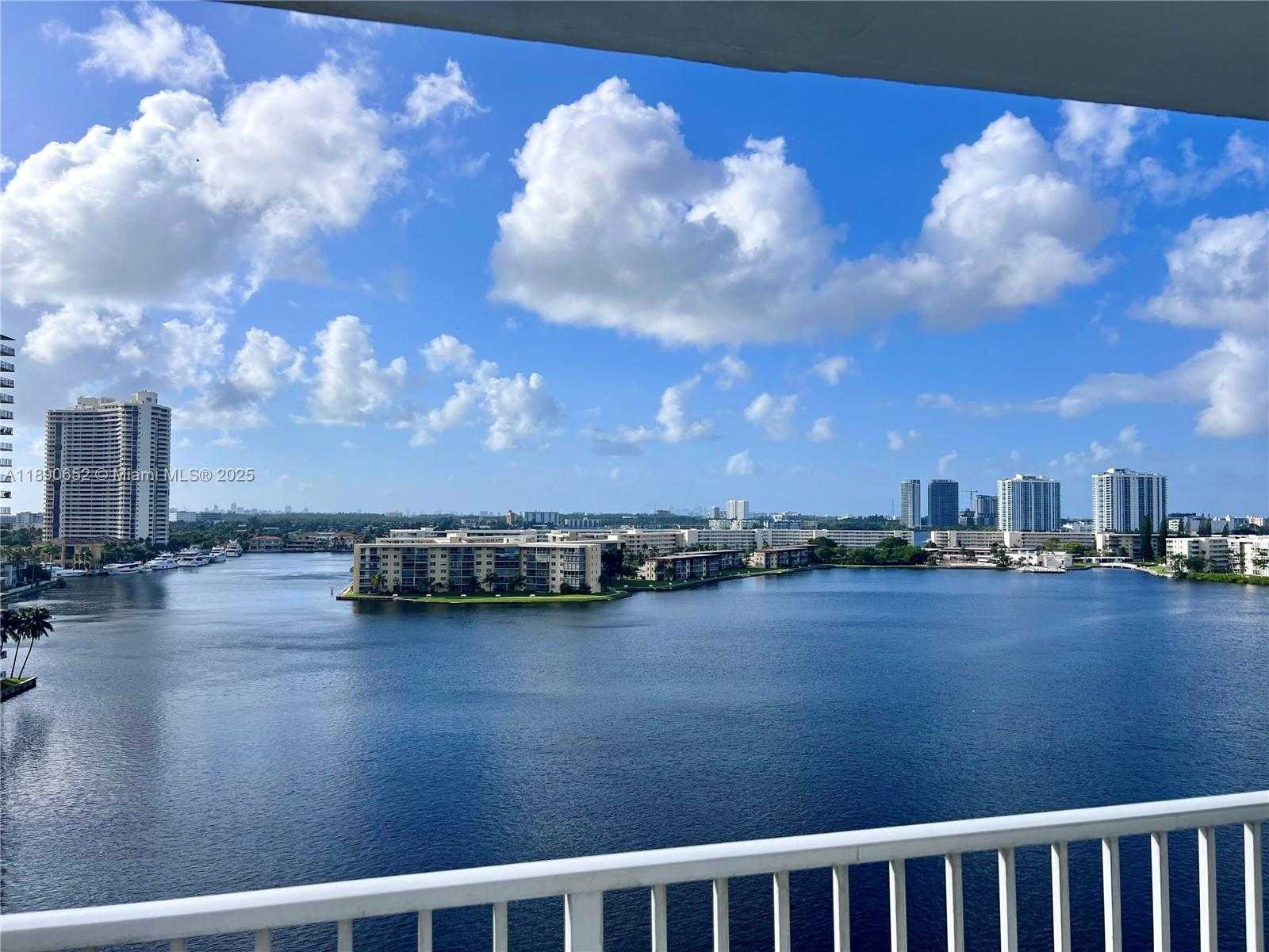 Small Image of 2851 NORTH EAST 183RD ST #1017E, Aventura Number 2