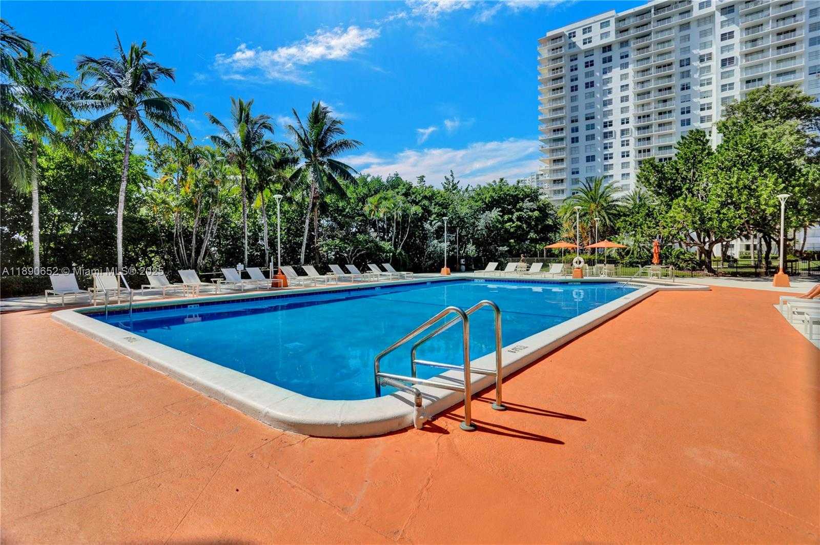 Small Image of 2851 NORTH EAST 183RD ST #1017E, Aventura Number 36