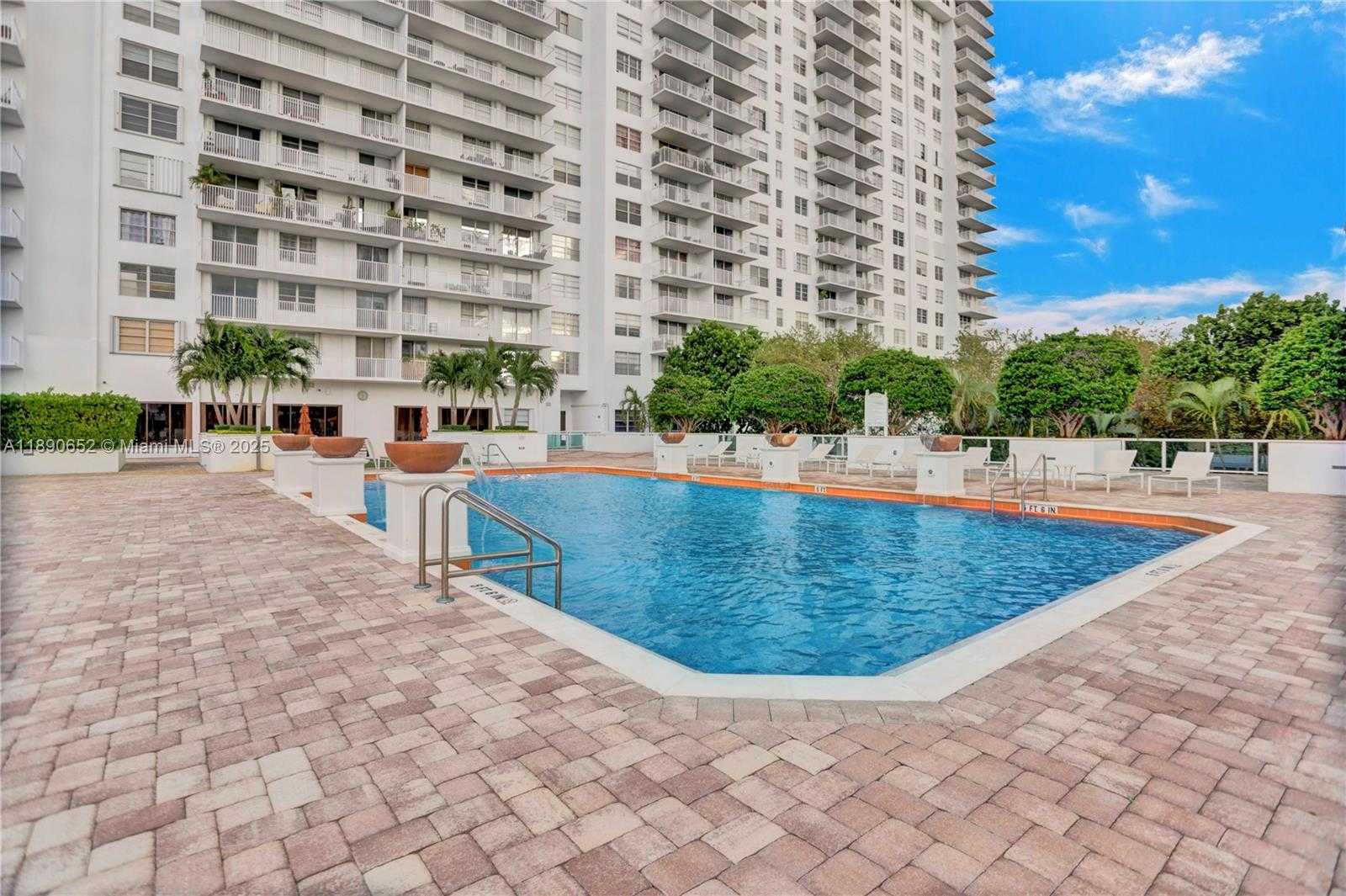 Small Image of 2851 NORTH EAST 183RD ST #1017E, Aventura Number 37