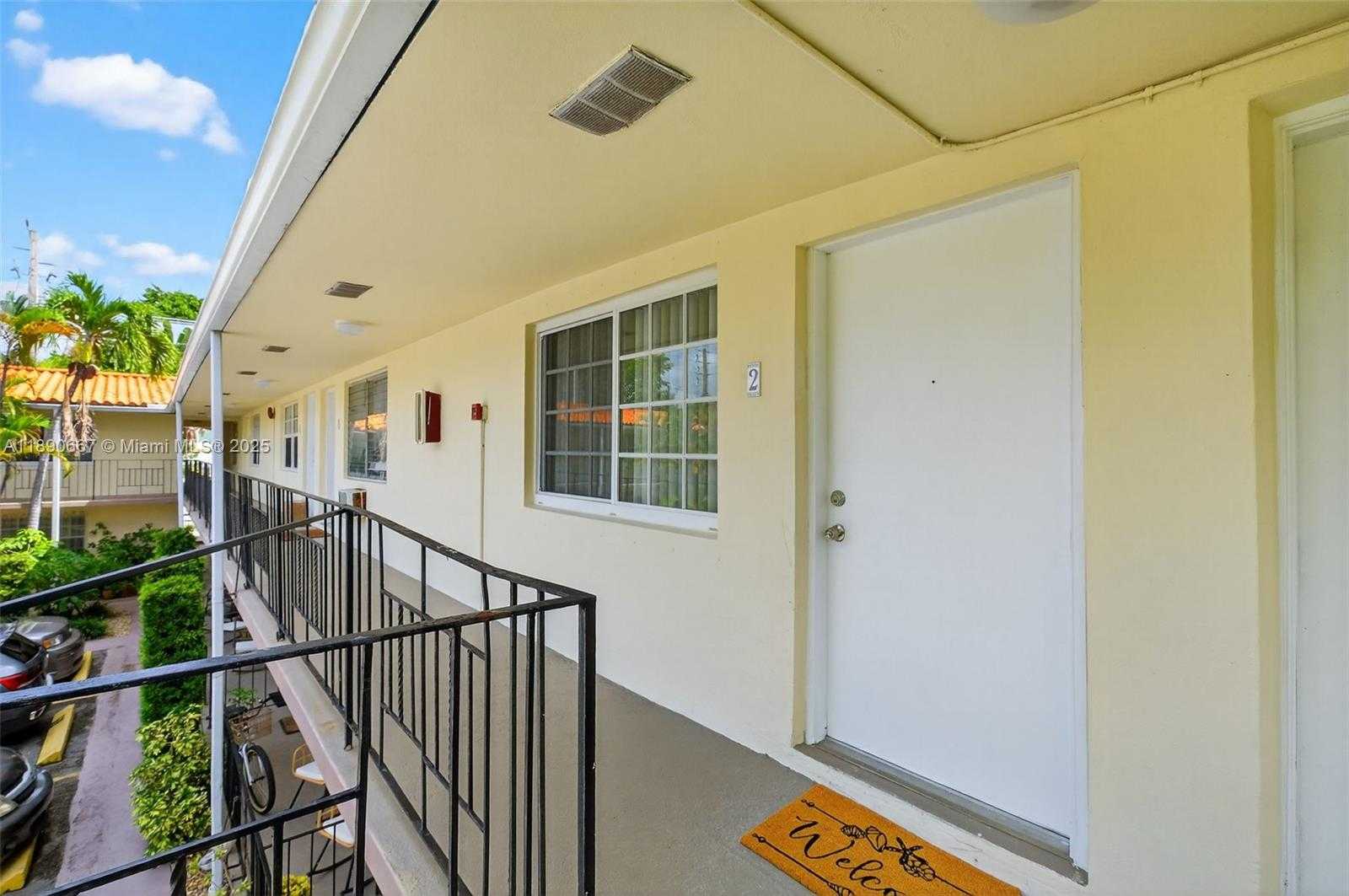 Small Image of 345 MICHIGAN AVE #2, Miami Beach Number 16